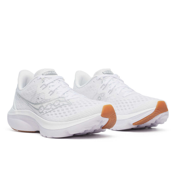 Saucony Women's  Kinvara 16 Running Shoe - White | Gum