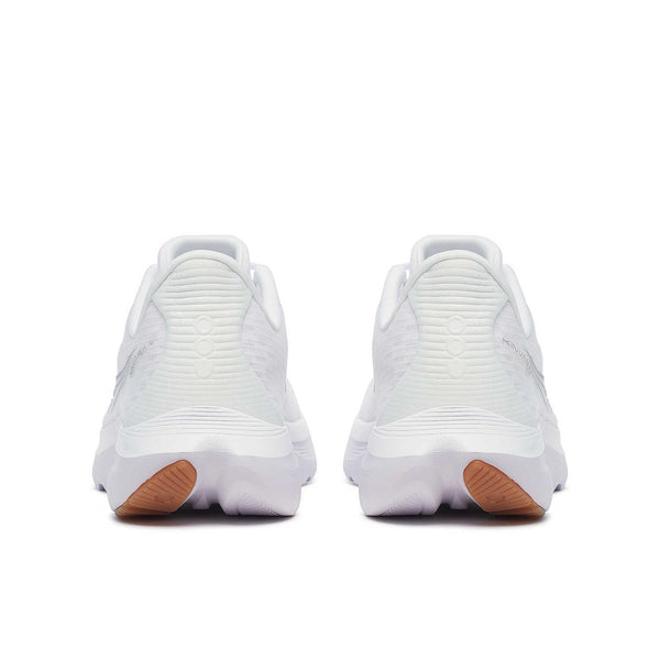 Saucony Women's  Kinvara 16 Running Shoe - White | Gum